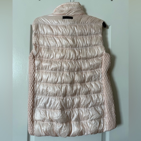 Calvin Klein puffer vest Size XL - Picture 5 of 9